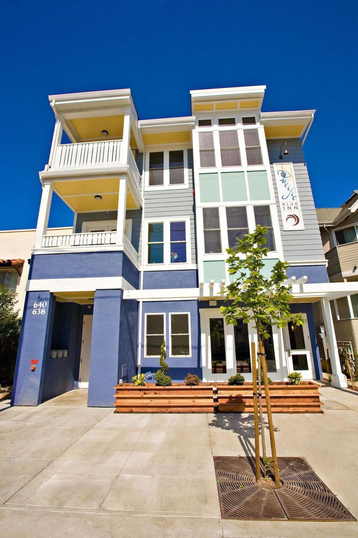 Pacific Blue 4* Santa Cruz