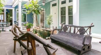 Pacific Blue Hotel 4*